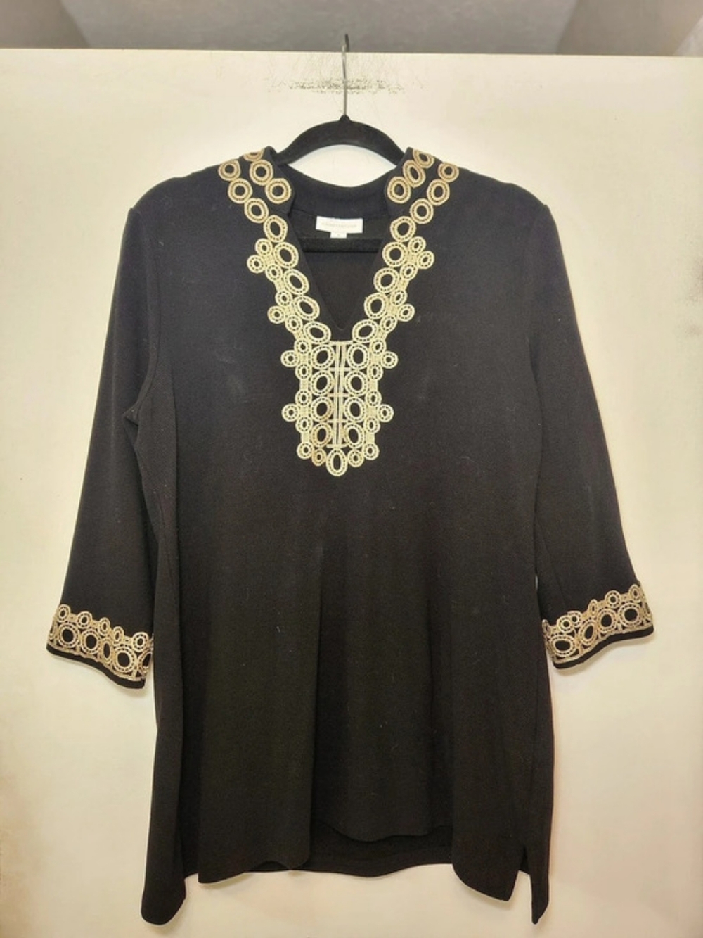 Charter Club Navy & Gold Embroidered Tunic Size Medium Like New